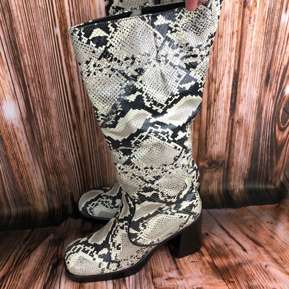 Durango Snakeskin Leather Stacked Heel Platform Boots - Picture 8 of 13